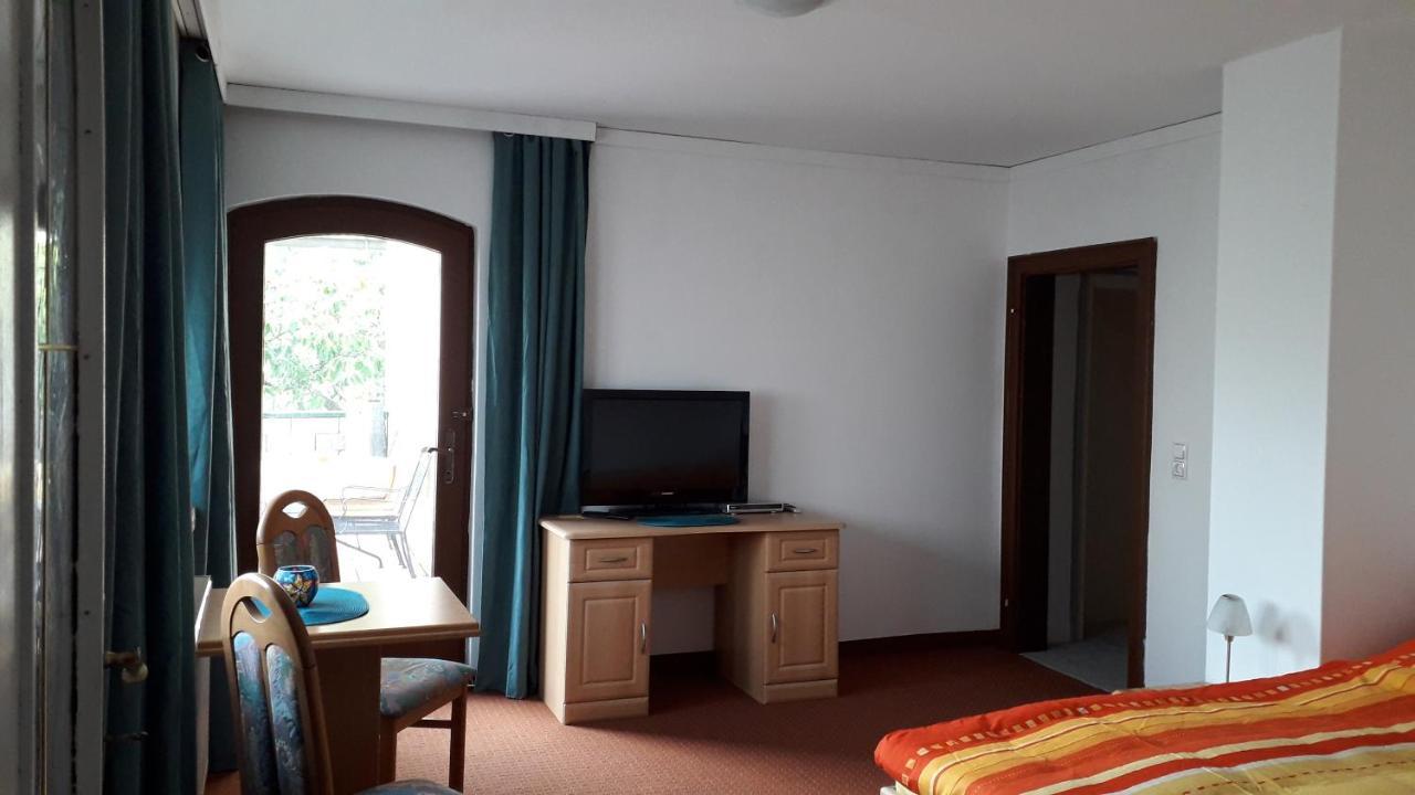 Emi Apartamento Klagenfurt am Woerthersee Exterior foto
